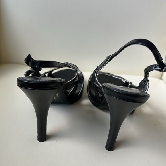 Black Leather Floral Cutout Open Toe Slingback Shoed - Picture 6 of 9